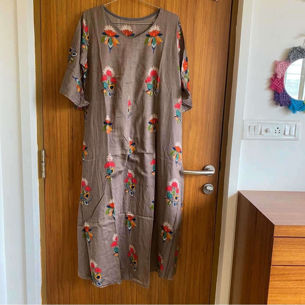 Floral print bell sleeves kurta - Picture 1 of 3